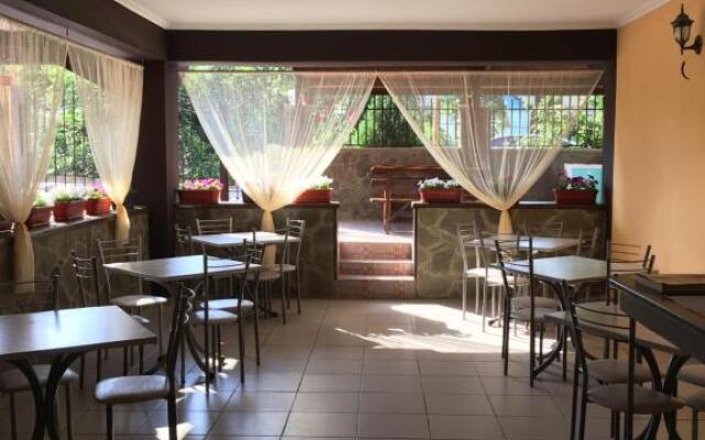 Kipr Guest House