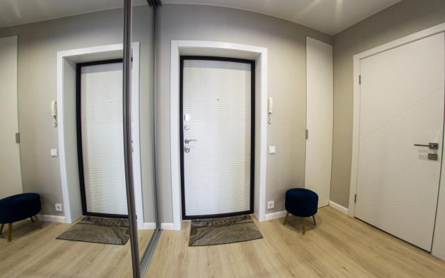 Ryadom S Gertsen Plaza Flat