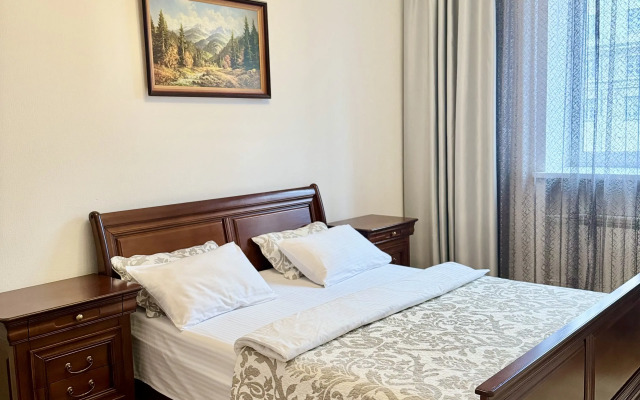 Na Nezavisimosti Flat