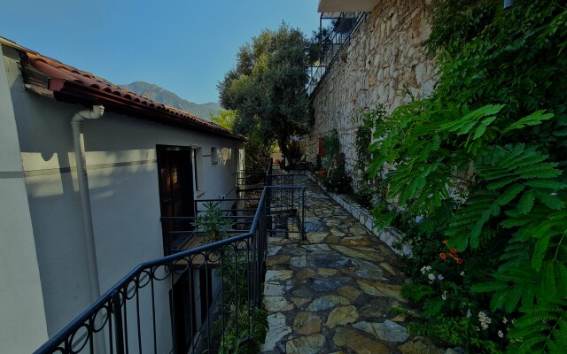 Serena Suites Flat