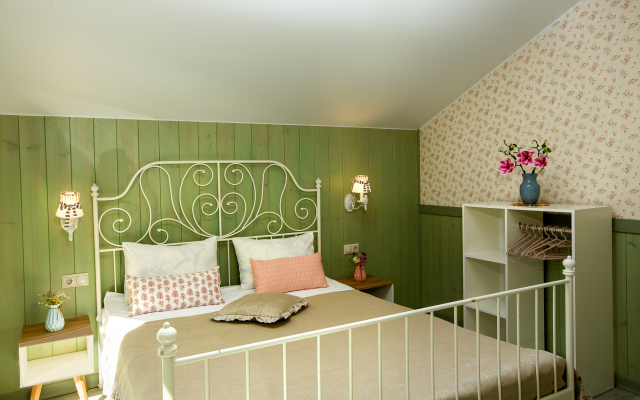 Shebbi Shik Guest House