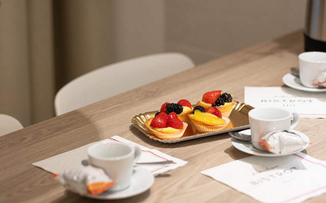 Апартаменты Colosseum - Three-Bedroom Apartment