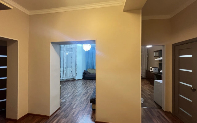 Na Ulitse Rozy Lyuksemburg 49 Flat