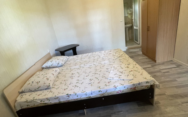 Topchyan 15 Guest house