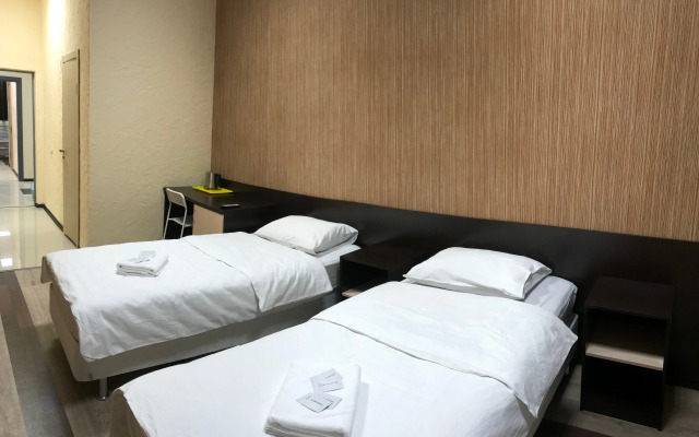 Отель Компас