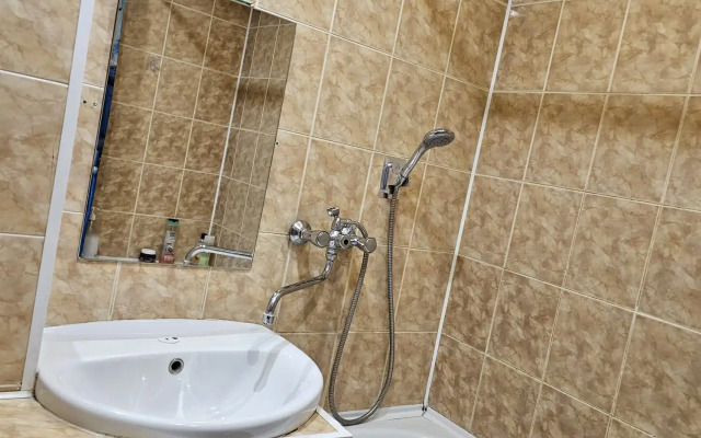 Апартаменты Домашний Очаг на Ул Артема 118