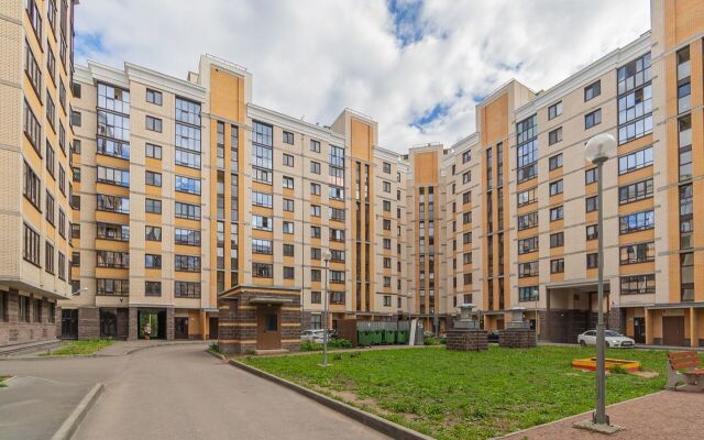 Odnokomnatnye Trekhmestnye Na Mikhaylovskaya 51 Apartments