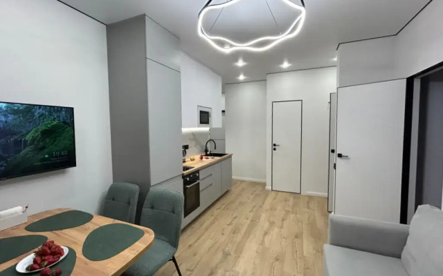 Shikarnaya Zhk Frukty Flat