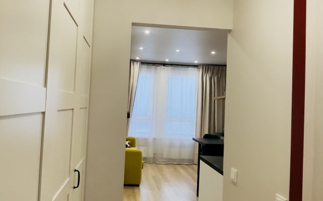 Studiya Ryadom S Krokus Flat Etazh 24-2