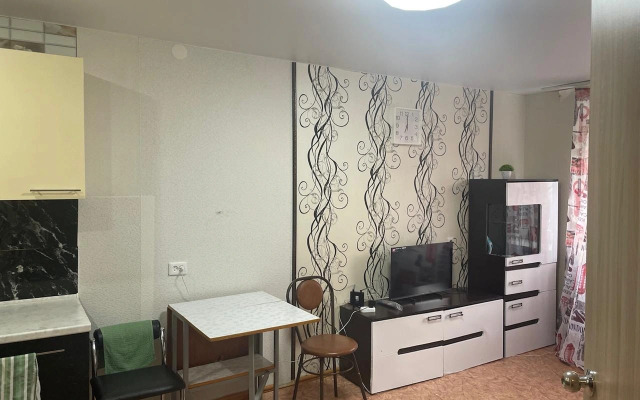 Roskoshnye S Balkonom Na Starateley 15 Apartments