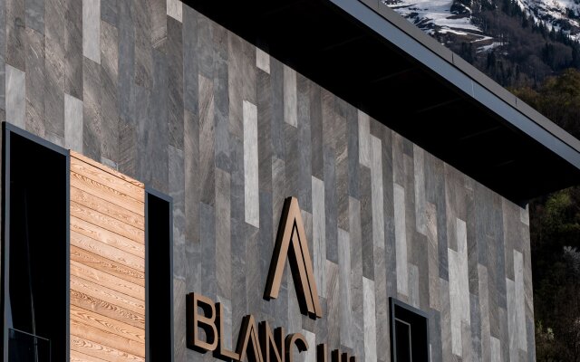 Blanc Hill By Adamand Resort Apart-Hotel