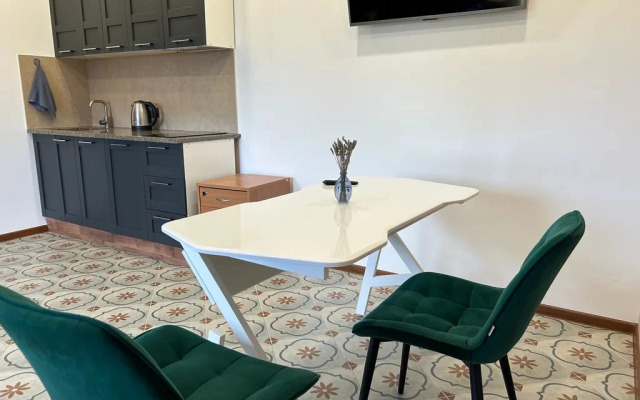 Апартаменты с Панорамными Окнами