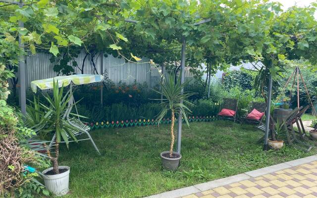 Leto Vsem Guest House