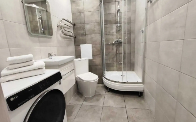 Yevro 2-Ka vblizi Parka Angelov, Zhd Vokzala Apartments
