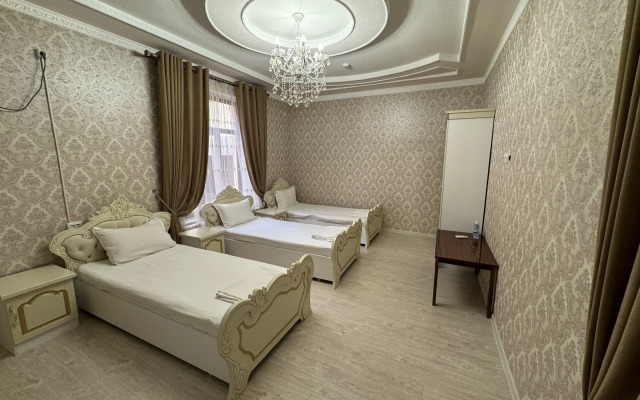Shahram Plus Hotel