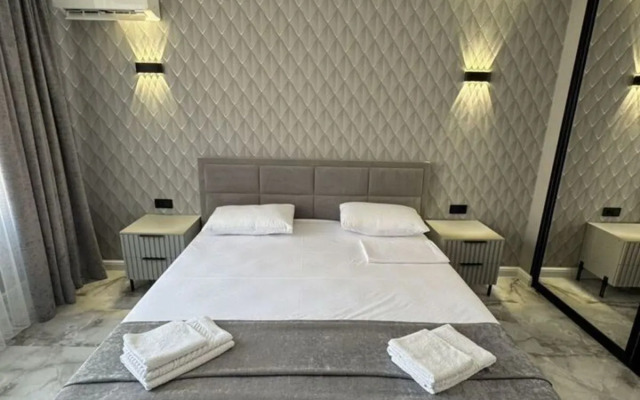 Roskoshnaya S Krasivym Vidom Flat