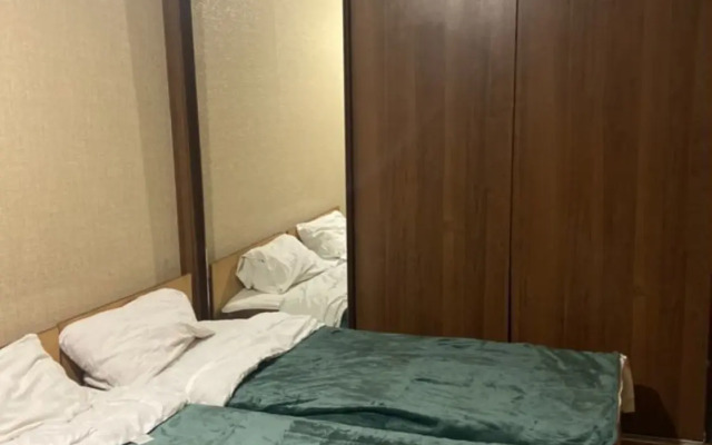 Na Ulitse Ordzhonikidze 14 Flat