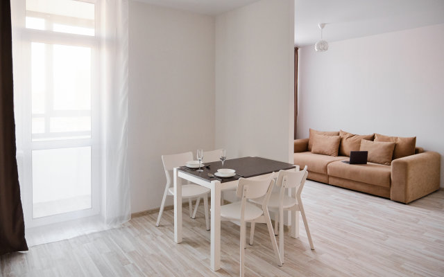 Квартира на улице Хрустальногорская 93