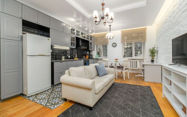 V Tsentre U Metro Apartments