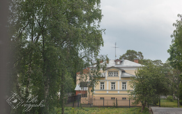 Квартира Две Подушки на Зосимовской 83