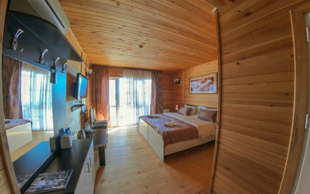 Kungut Hotel & Resort