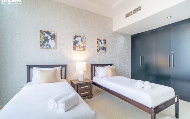 Апартаменты Luxury Penthouse with Marina and Sea Views|bnbme-2301