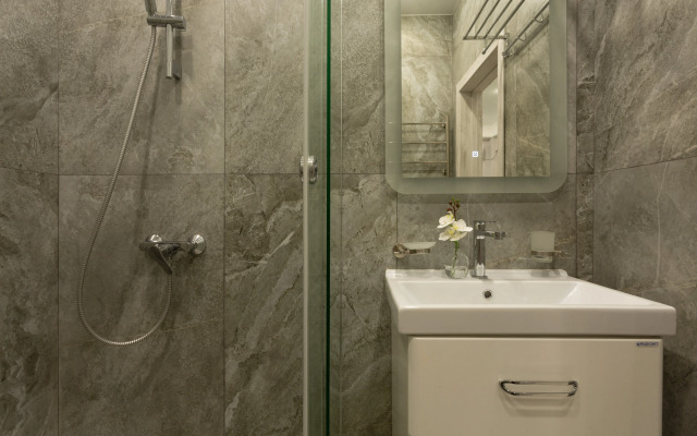 Gde Pahnet Letom - Stilnaya Studiya u Morya v Sochi (Ashe) Apartments