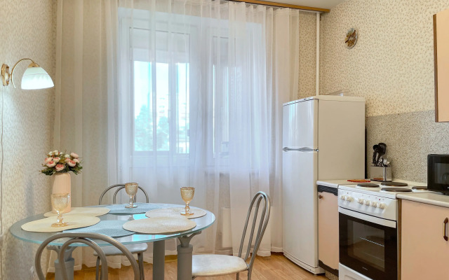 Квартира Welcome Home с Балконом у Метро Народное Ополчение