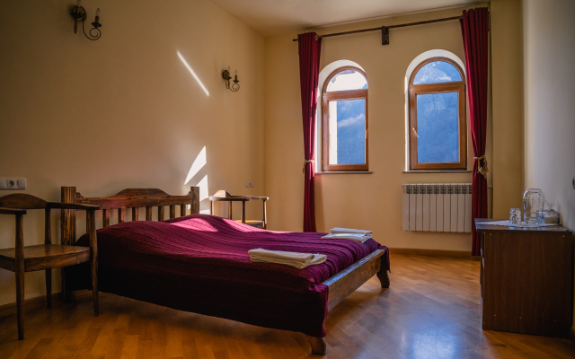 Vanatun Monastery Stay Hotel