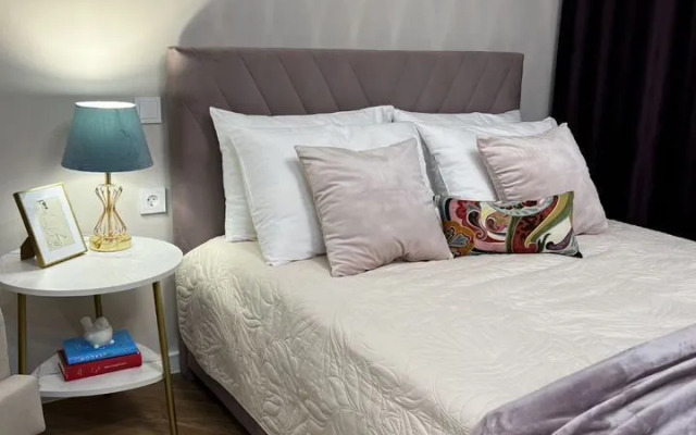 Апартаменты студия на Колхозной 5/2к4