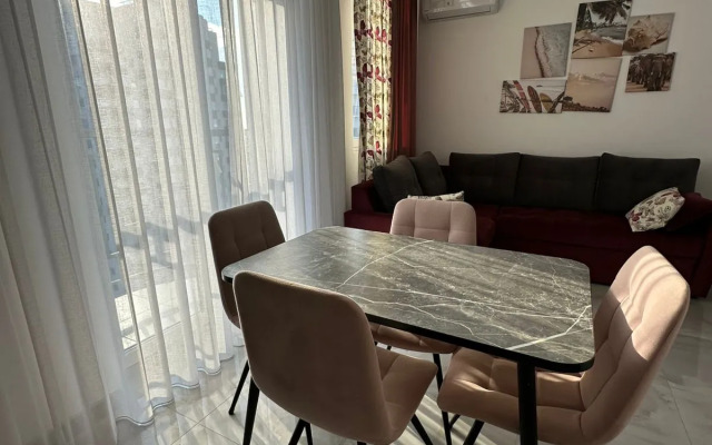 Апартаменты с двумя кроватями, балконом и ванной, 16 этаж