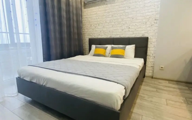 Апартаменты Квартира -Студия на Проспекте Маршала Жукова 110