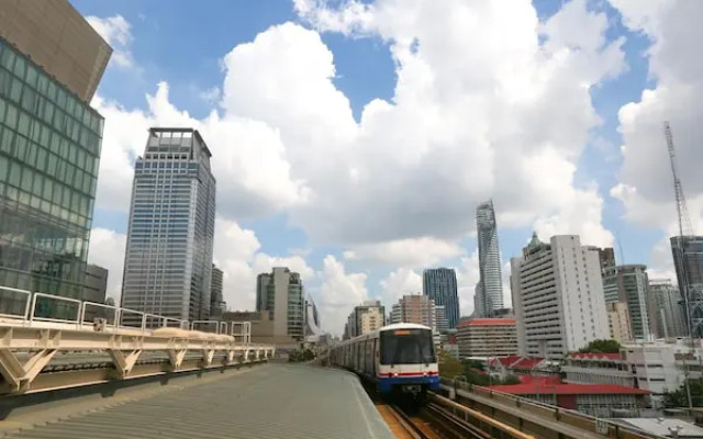 Ramada by Wyndham Bangkok Sukhumvit 11
