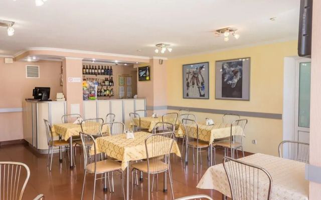 Sportivnaya hotel
