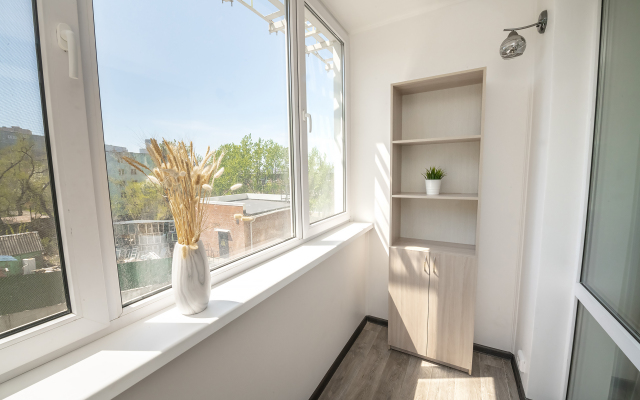 Апартаменты TopHouse на Можжевеловой 18, 2 этаж Двухкомнатные