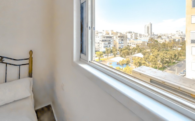 Charming 3 Bdr Sea View Bat Yam #B5 Apartments