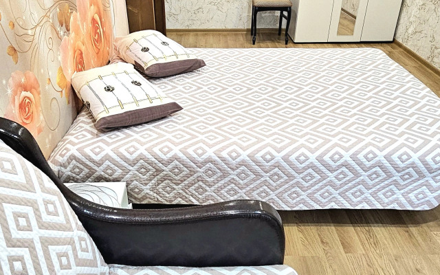 Квартира Уютная с хорошей локацией