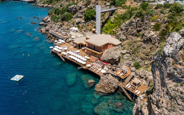 La Boutique Hotel & Suites (Adult Only 16+)