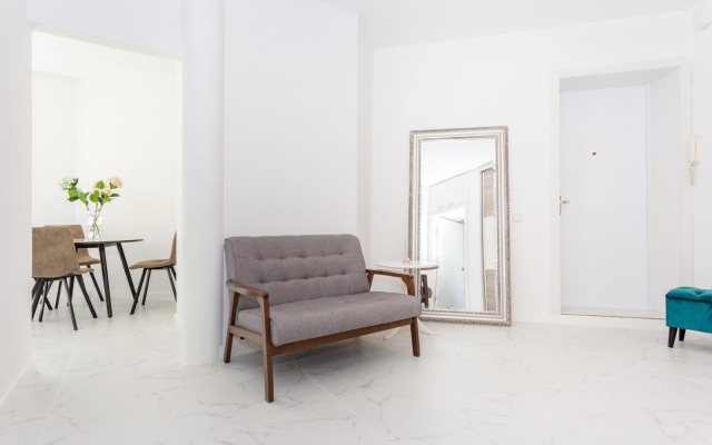 Stilnye apartamenty s dvumya spalnyami v tsentre Apartments