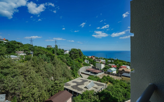 Dvukhkomnatnaya kvartira s balkonom v komfortnom Zhk Monako Flat