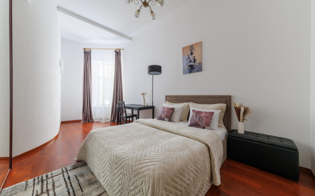 Uyutnaya Kvartira Na Moyke 32 DereMRents Flat