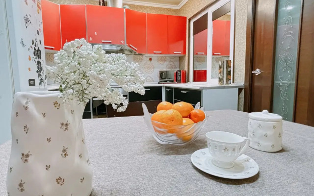 Na Tsvetochnoy 44/3 Apartments