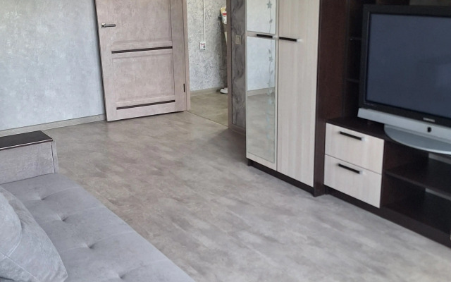 Shikarnaya dvukhkomnatnaya s yevroremontom Flat