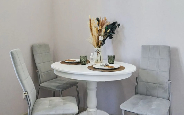 Квартира 2-комнатная рядом с Н2О и ТРЦ Горизонт