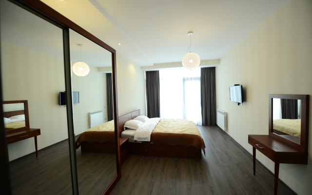Royal Palace Apart Hotel