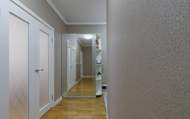 2 Komnatnaya Na Tsentralnoy Naberezhnoy Zaliva Apartment