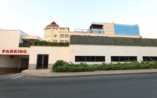 Venice Complex Hotel