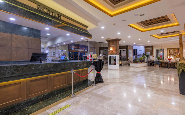 Armas Labada Hotel