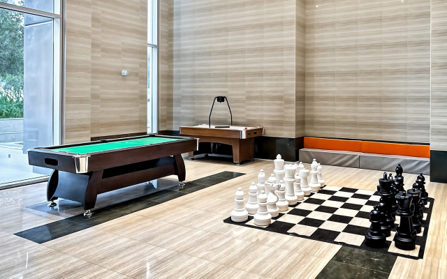 Stylish 1BR at Meera Tower Apartments