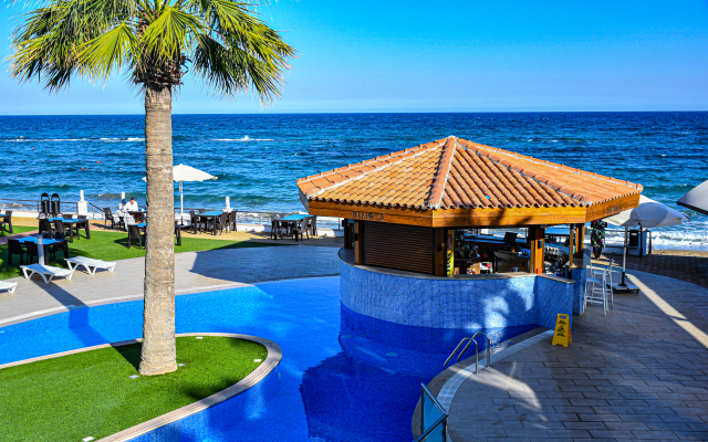 Mimoza Beach Hotel